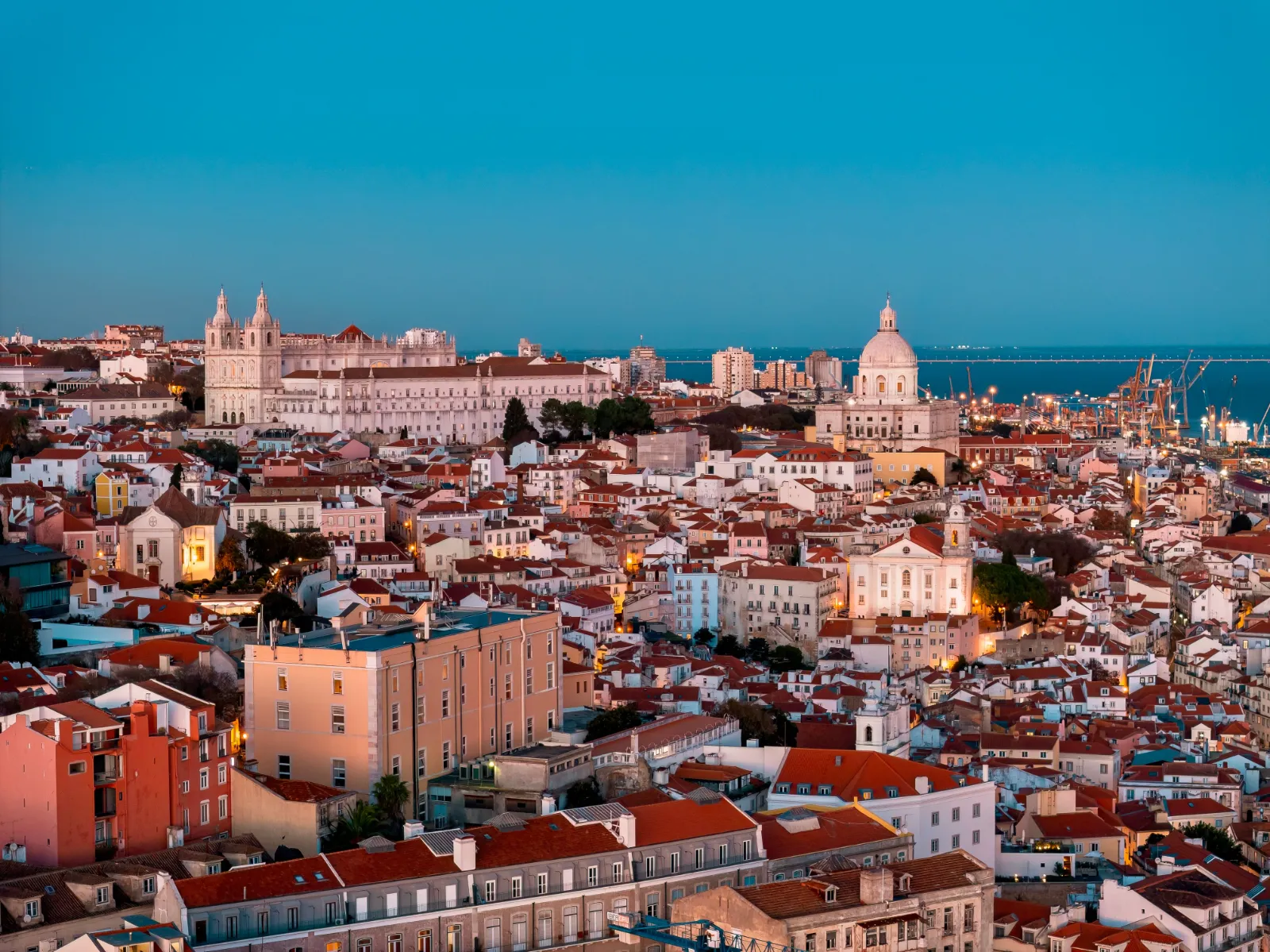 Lisboa at dusk, overlooking the Tagus river