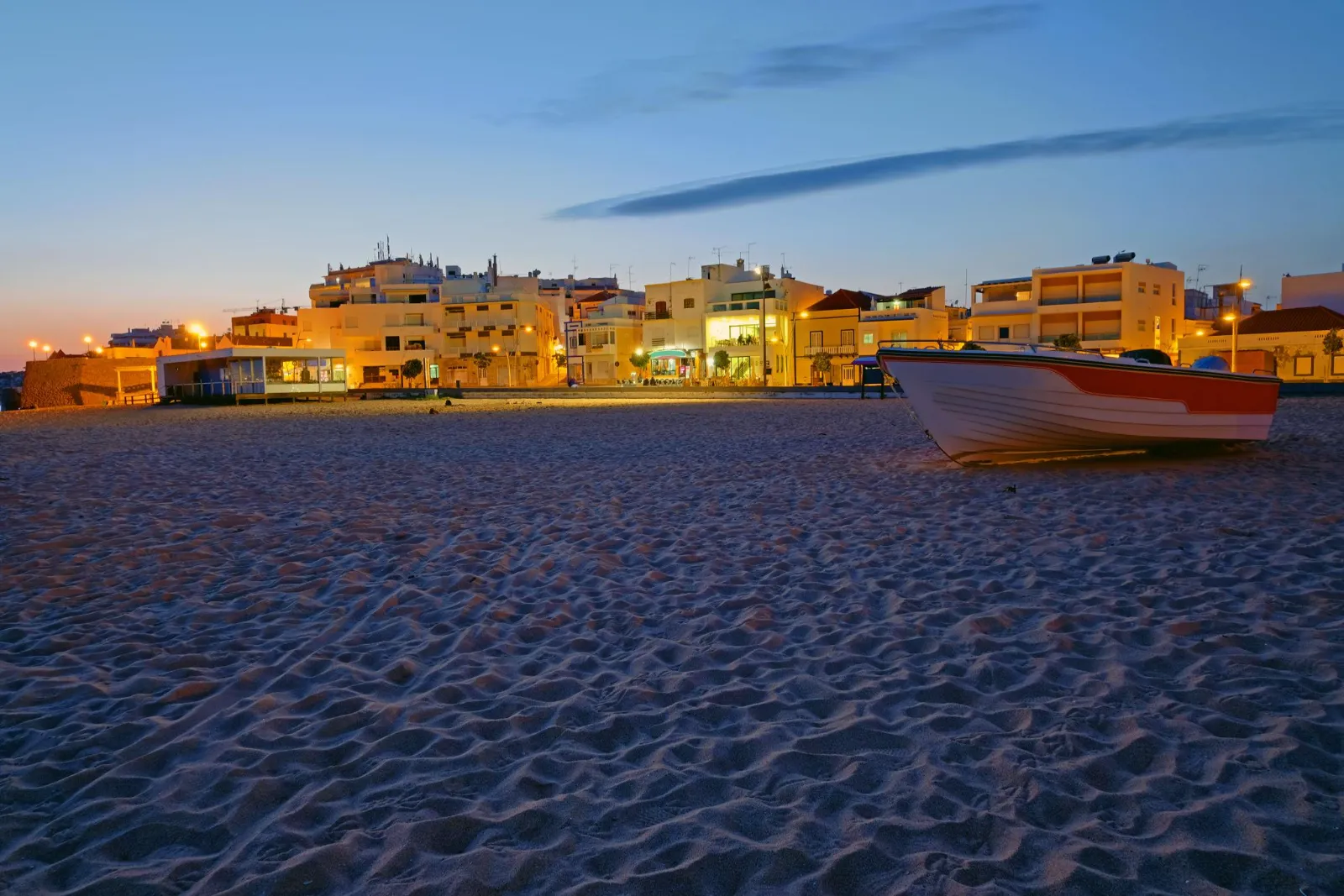 Village Centre / Praia dos Pescadores